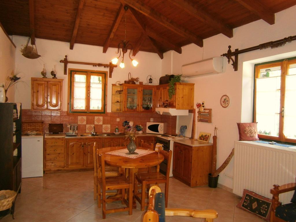 Villa Frias Asprogerakata Quarto foto