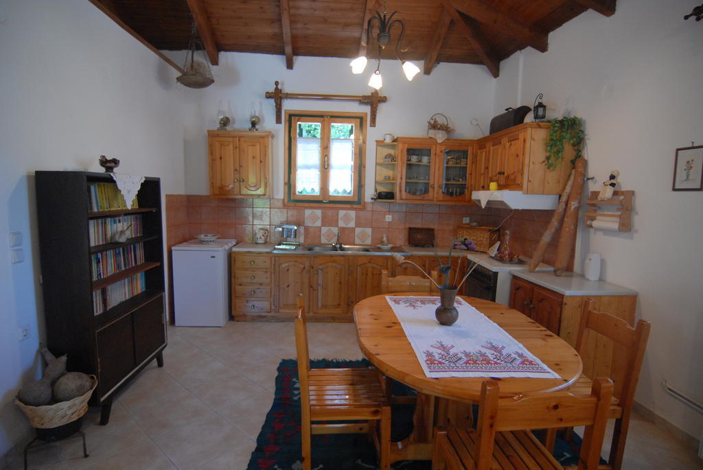 Villa Frias Asprogerakata Quarto foto